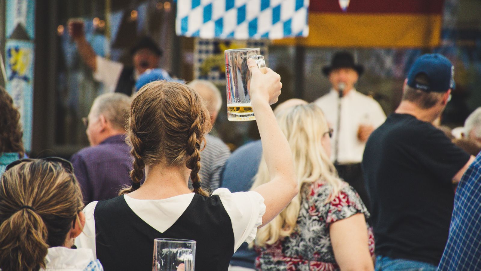 Začel se je Oktoberfest: odličen razlog za obisk Münchna in največjega festivala piva na svetu