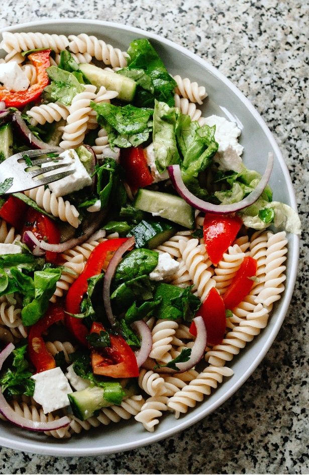 Popolno poletno kosilo: Testenine z zelenjavo na italijanski način