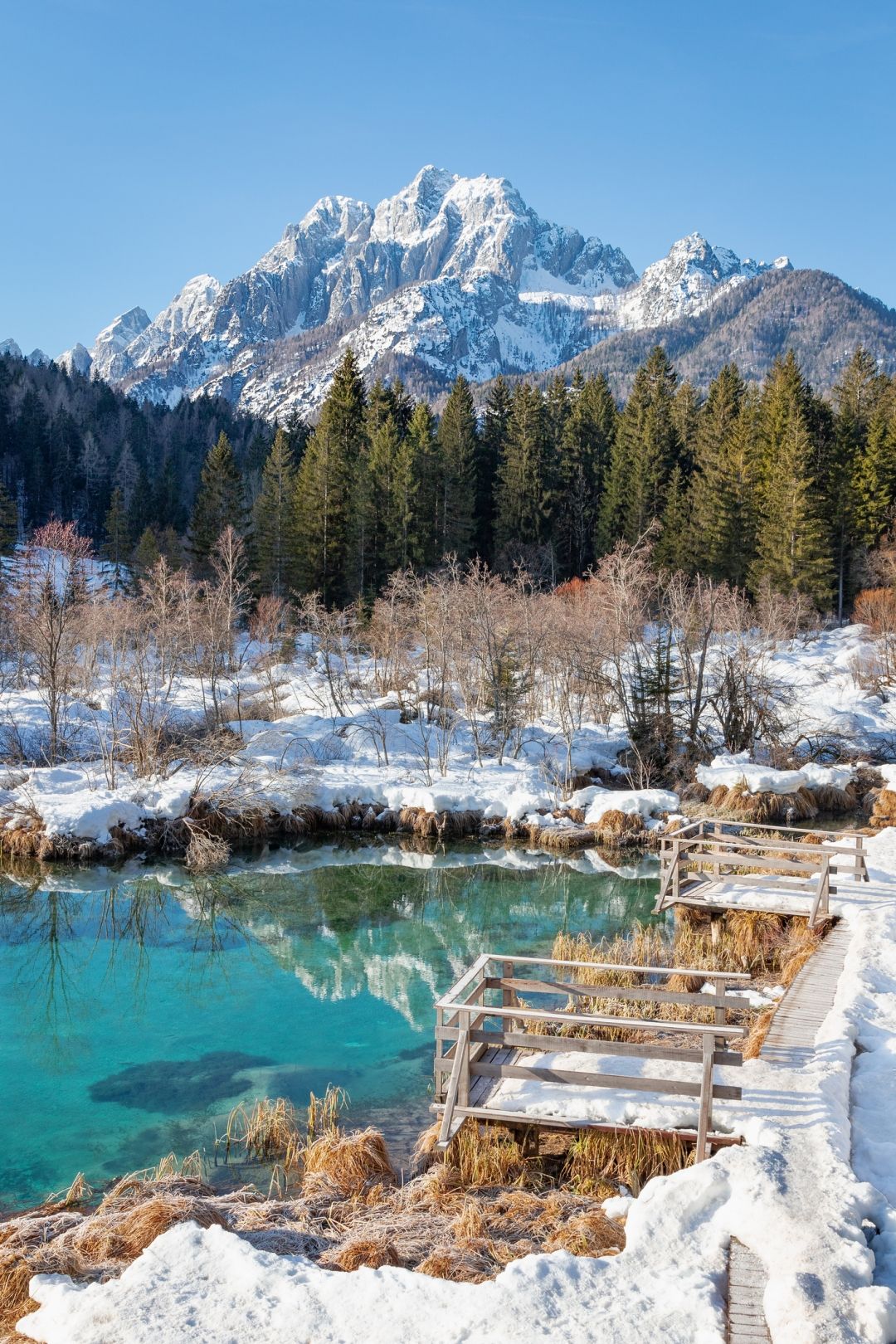 INSTA(NT) TRAVEL: Pravljična lokacija v Sloveniji, ki jo moramo obiskati, ko jo prekrije snežna odeja