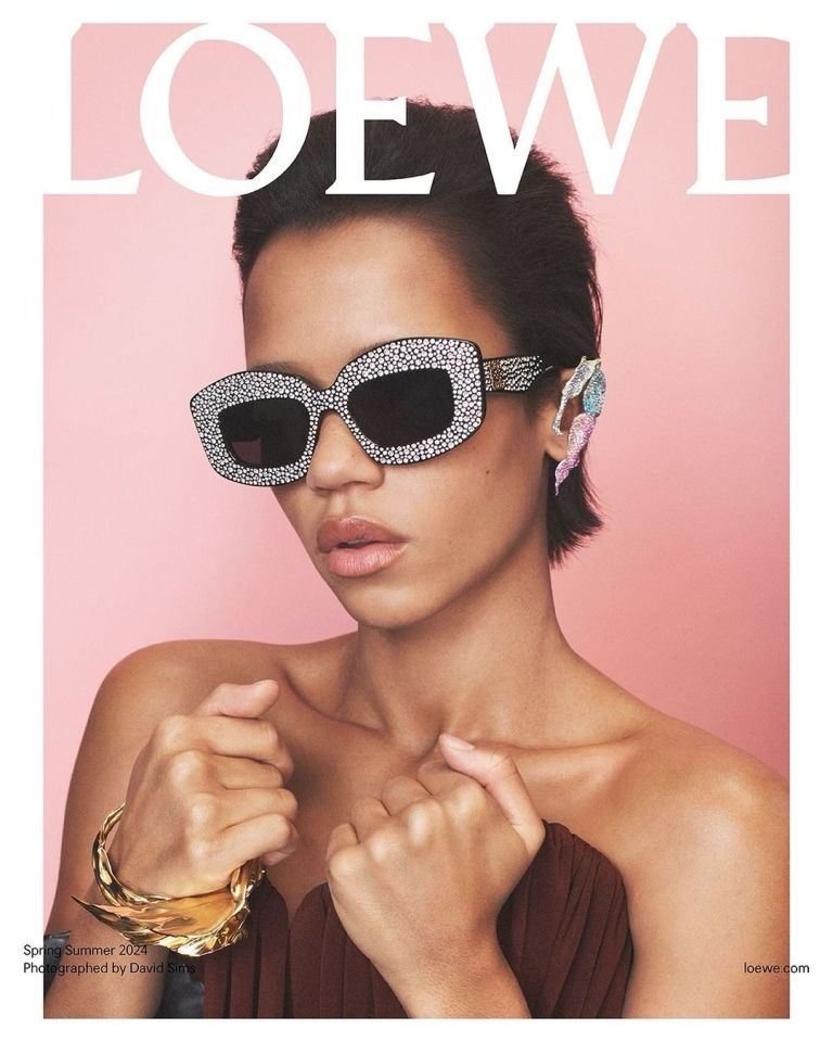 /@loewe/