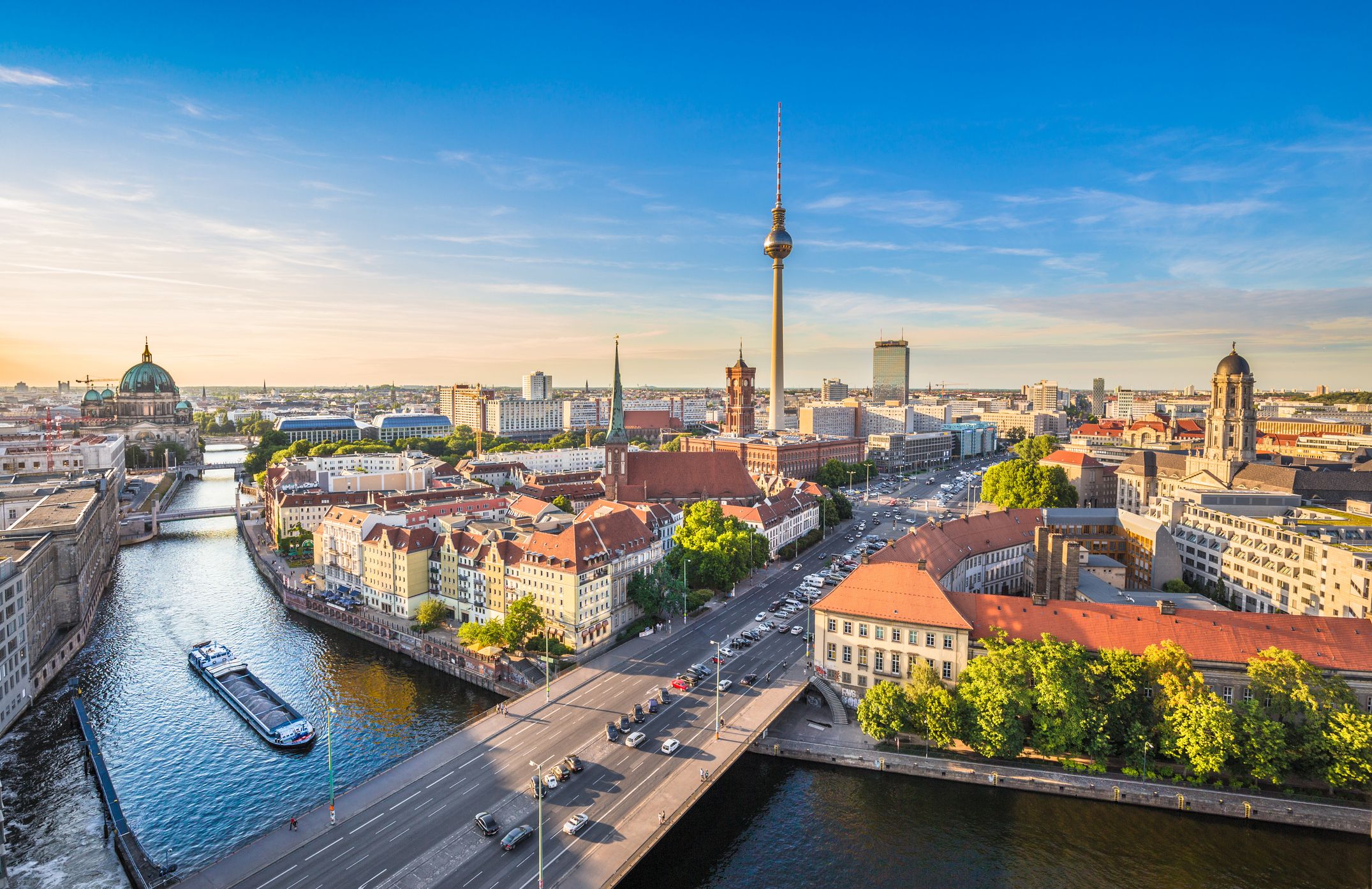 Alexanderplatz, Berlin, foto bluejayphoto_iStock