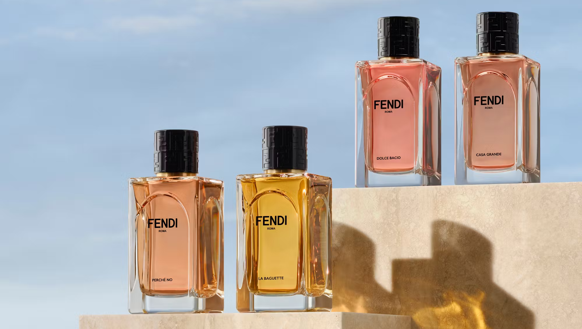 Legendarna torba Baguette je dobila svoj parfum. Prihaja prva kolekcija dišav modne hiše Fendi