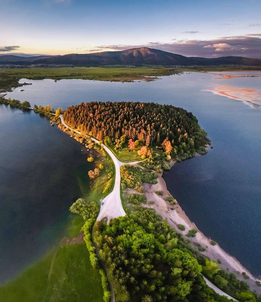 3 ideje za izlet v naravo, na katerega se lahko odpravite že ta vikend