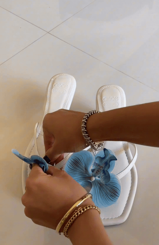 Predstavljamo vam DIY idejo za sandale z rožicami – tukaj namig, kako jih lahko naredite sami