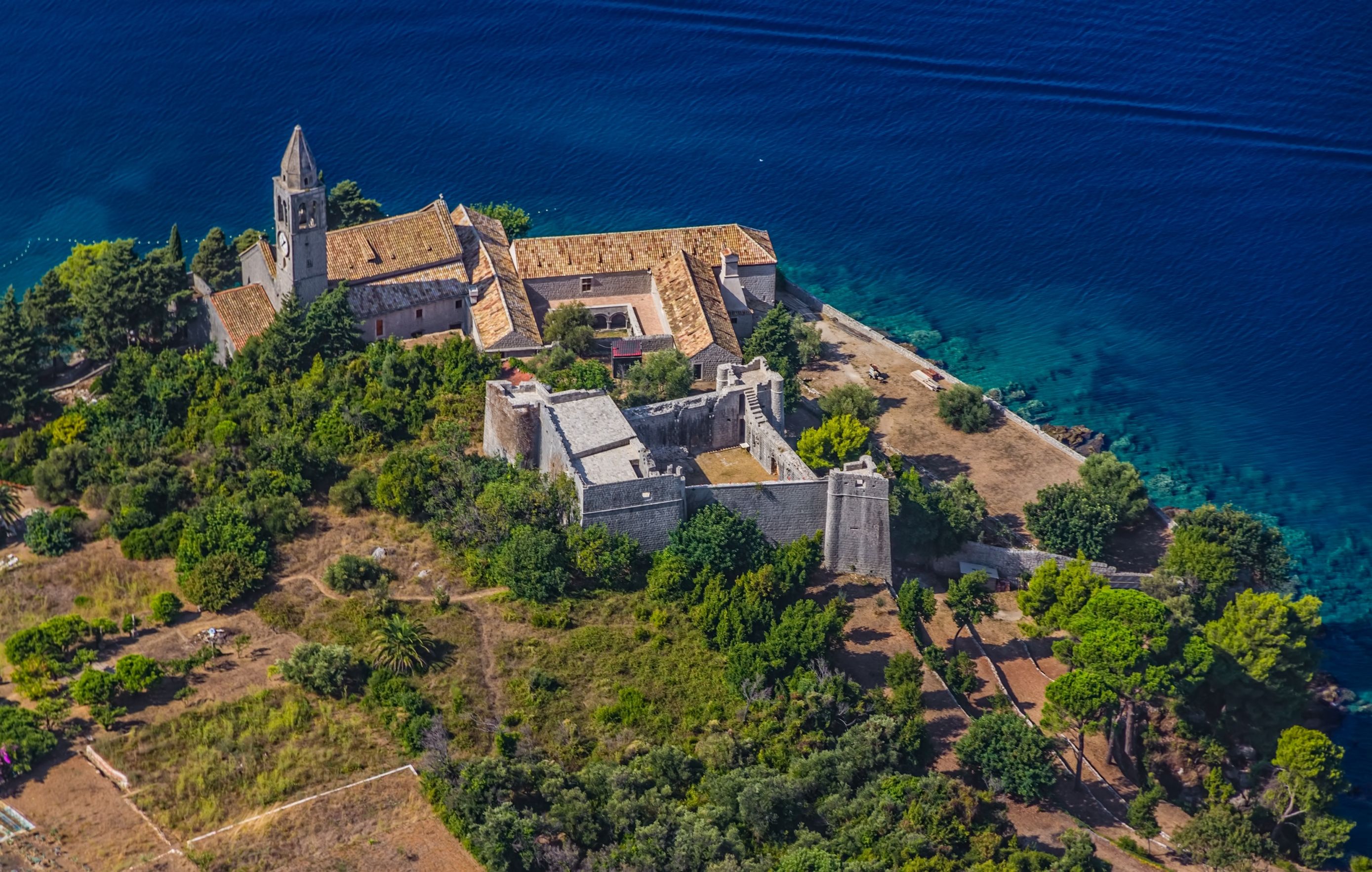 INSTA(NT) TRAVEL: Mirni Elafiti so popolni, če iščete mir na dopustu