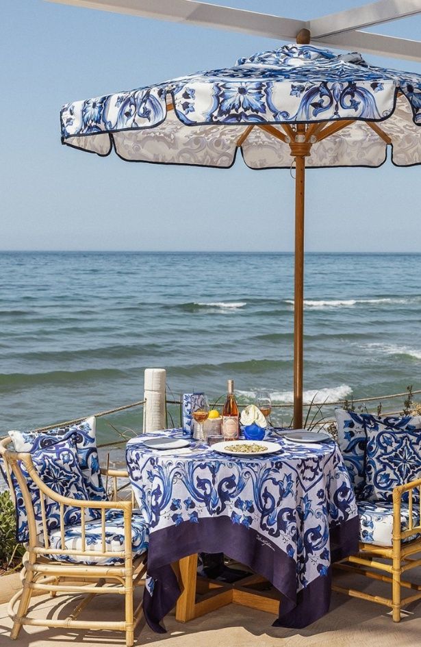 Največje modne hiše so okupirale svetovne plaže: Našteli smo vse vredne obiska