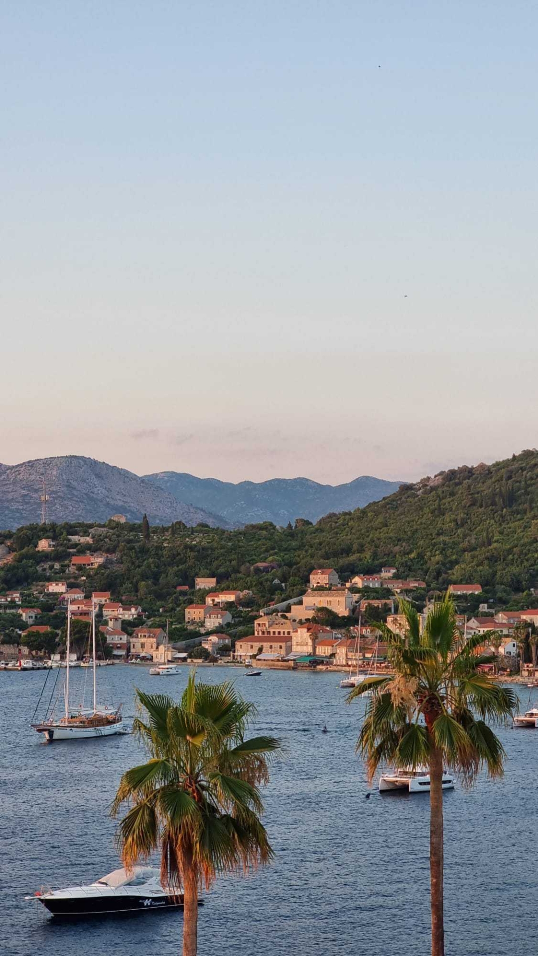 Vabimo vas v oaze počasnega življenja – to so jadranski otoki brez avtomobilov