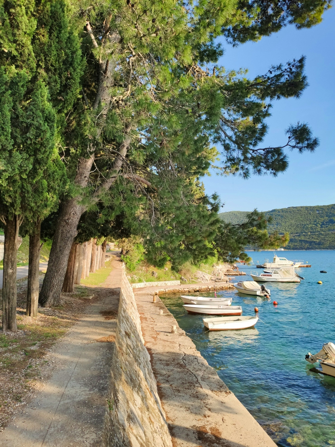 Odkrijte Neum: Skriti biser spokojnosti in nostalgije na jadranski obali