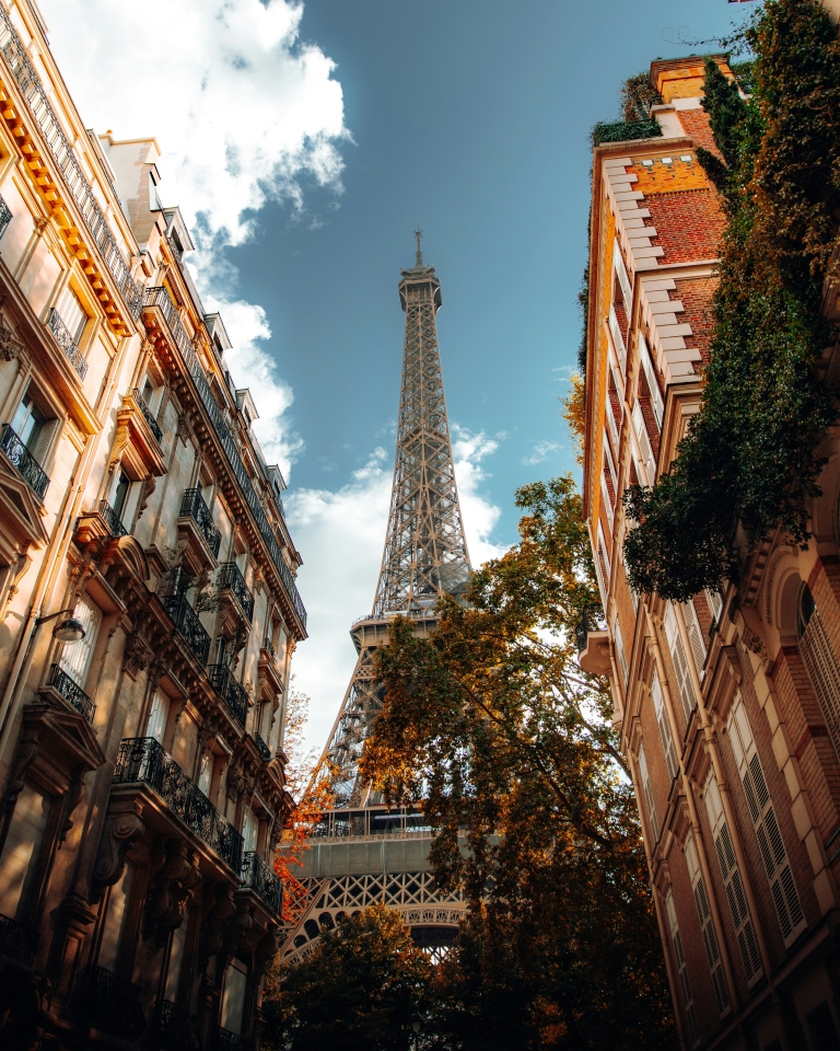 Pariz_daniel-j-schwarz-2NeSn8NH8eY-unsplash