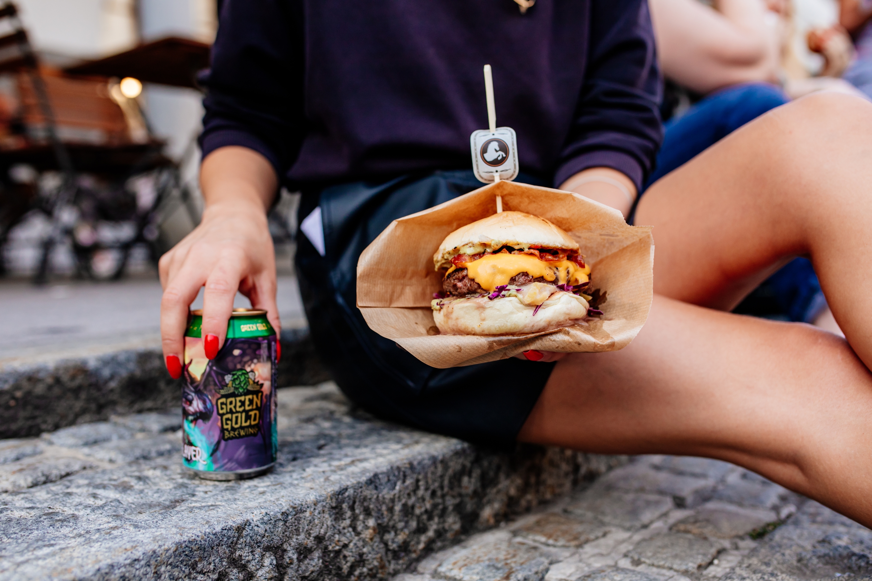 Ste za pivo? Ste za burger? Potem ne zamudite priljubljenega festivala Pivo & Burger Fest že to soboto!