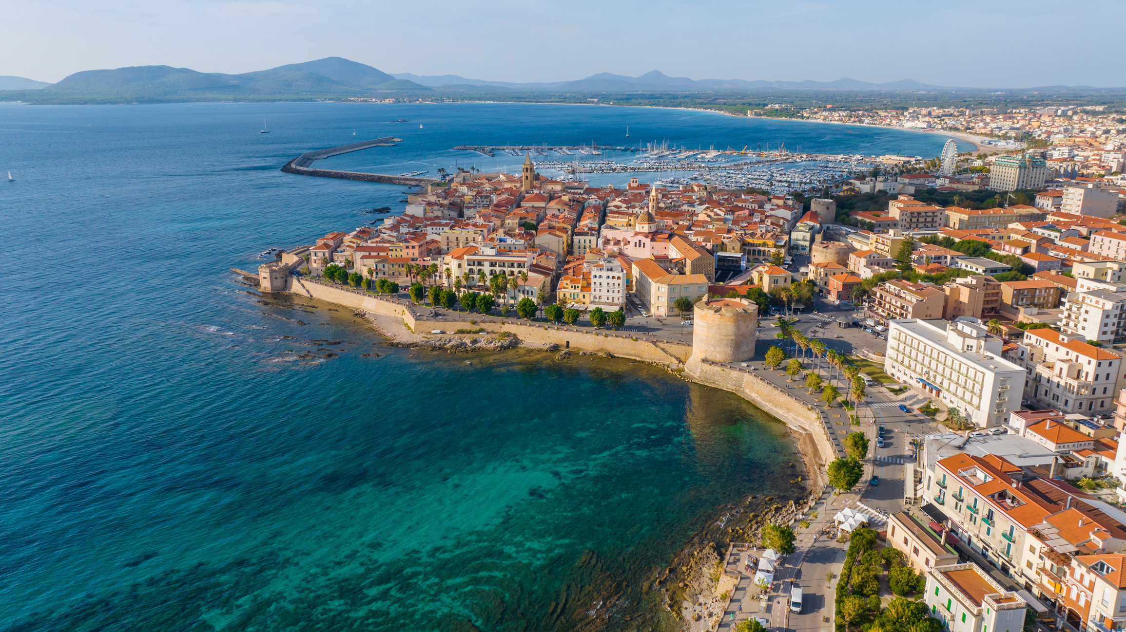 Sardinija_Alghero_foto_Grzegorz Majchrzak_iStock-1710202803