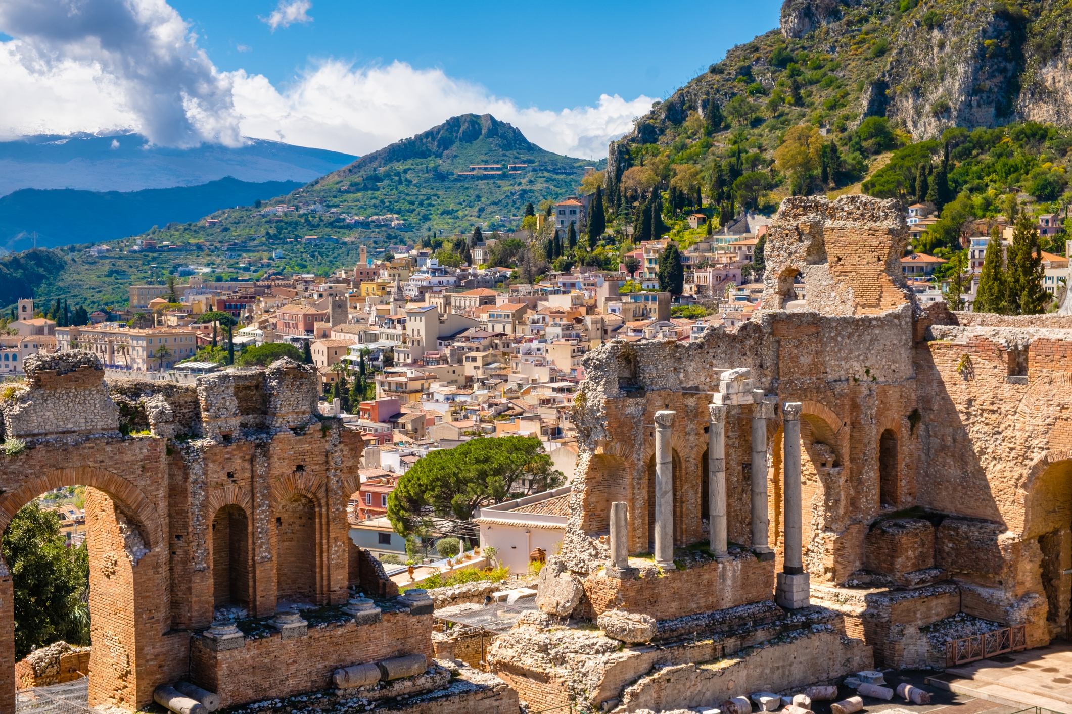 Taormina_iStock-1499539270