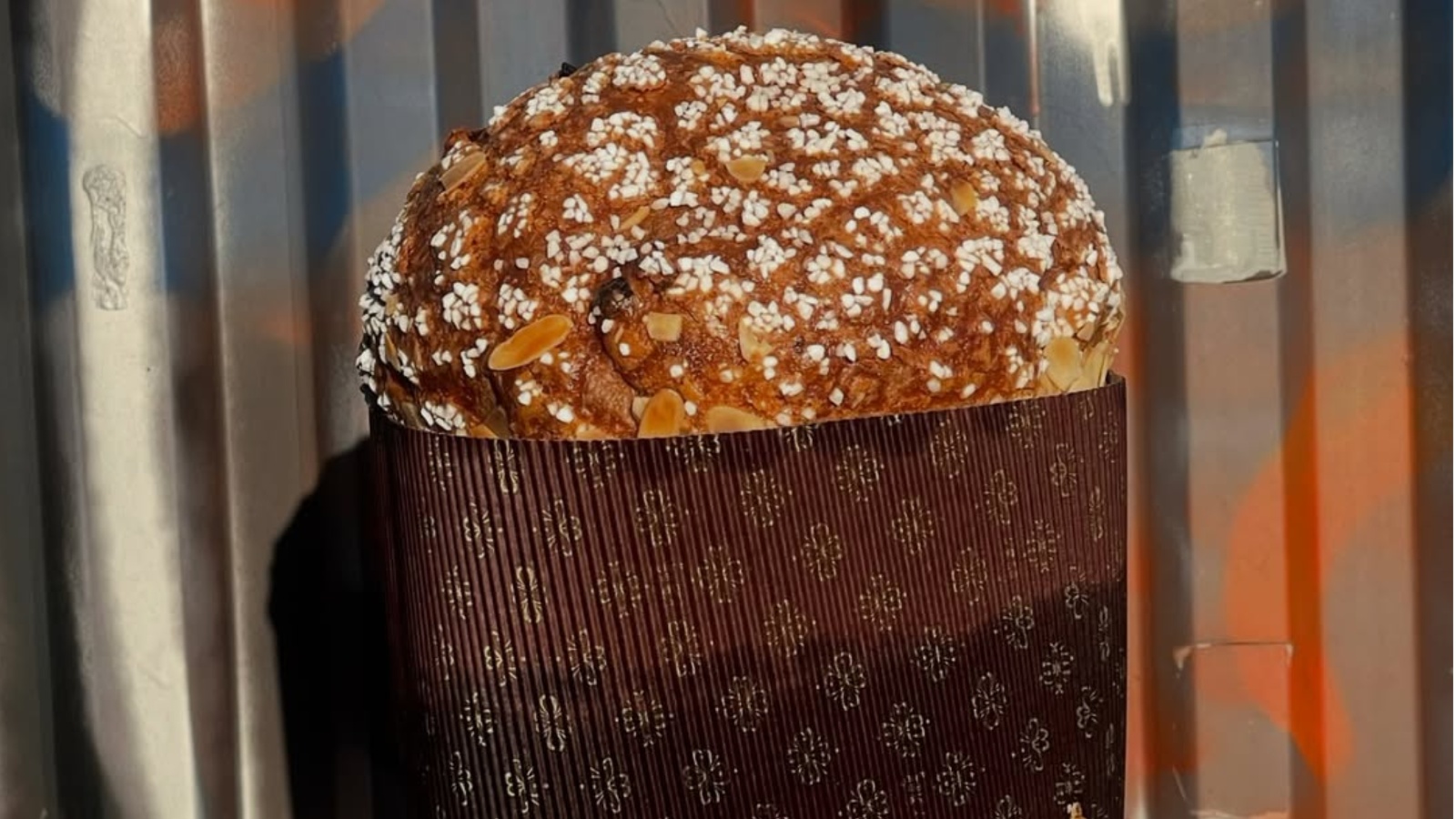 Panettone torta: Od že pripravljenega panettona do najbolj impresivne sladice sezone v le nekaj korakih