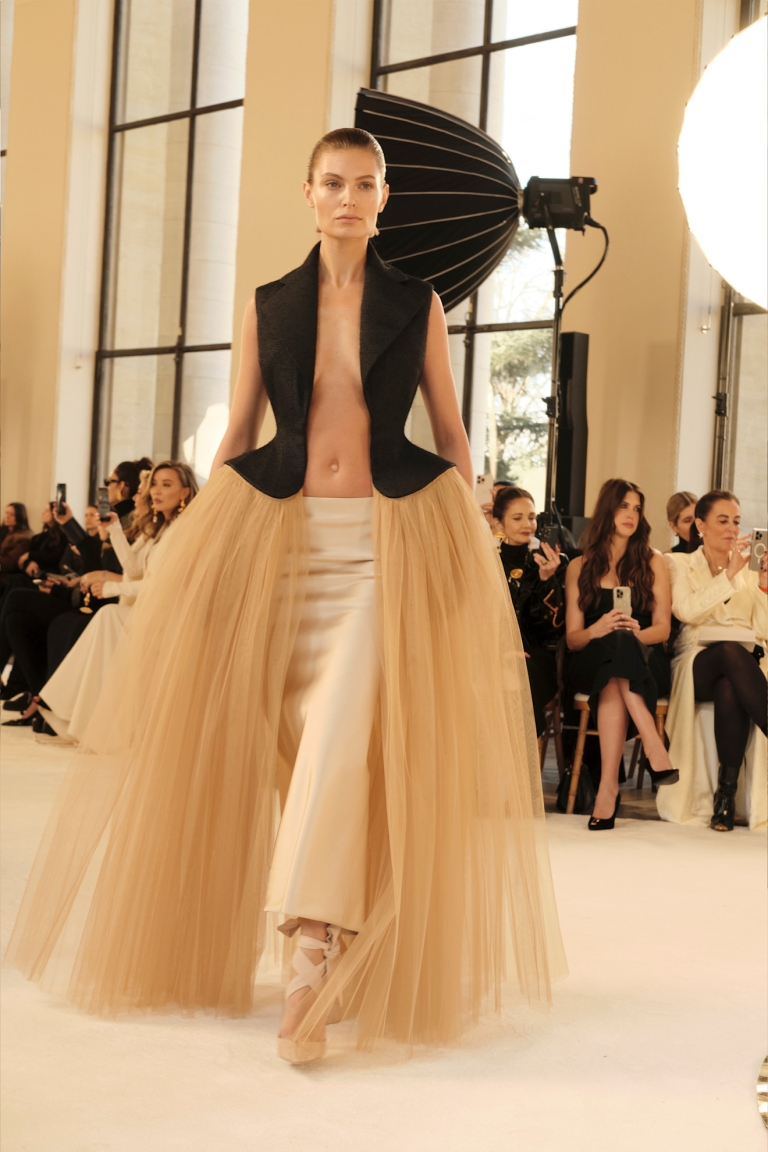 Nedelja visoke mode proleće/leto 2025: Schiaparelli i Dior