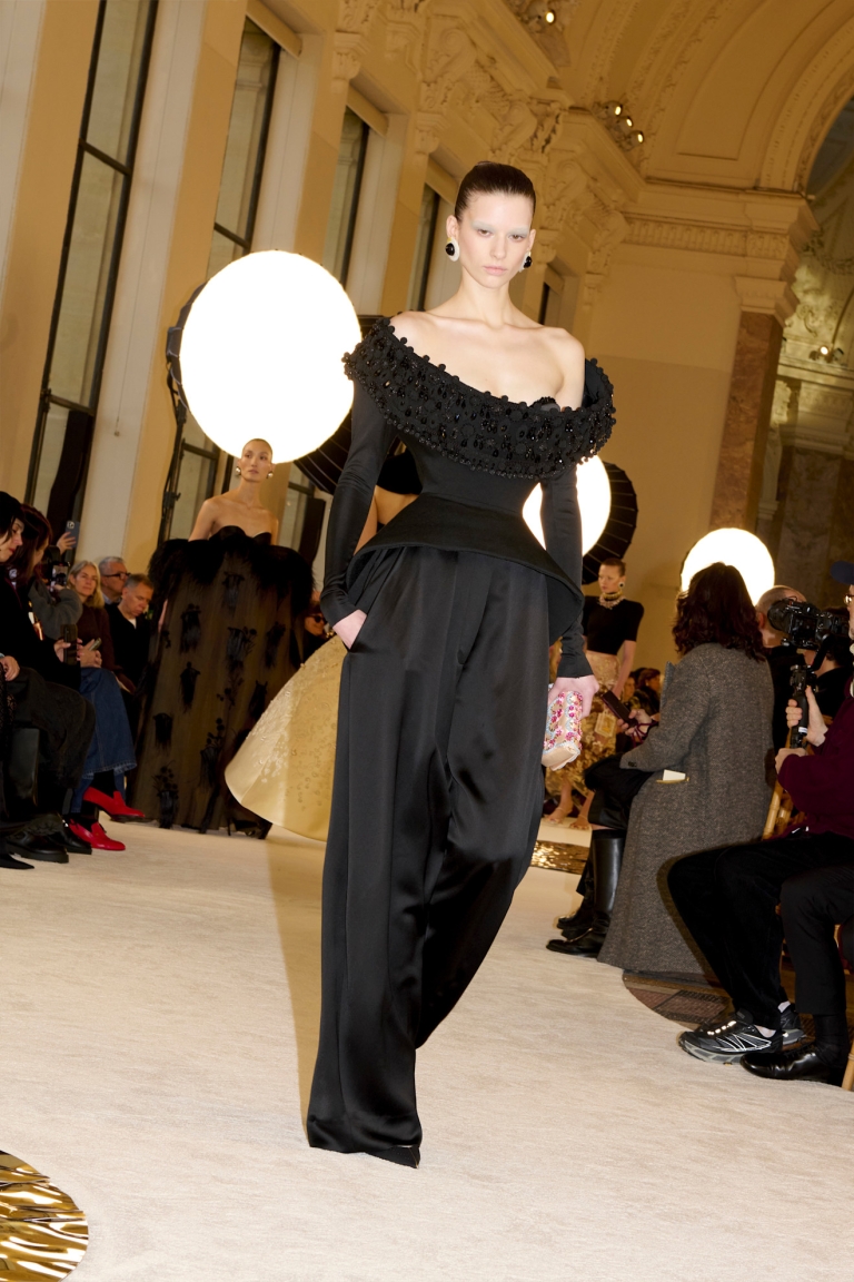 Nedelja visoke mode proleće/leto 2025: Schiaparelli i Dior